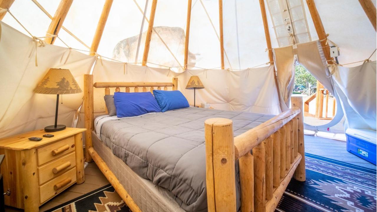 Ok Rv Park Glamping Tipi Ok56 Hotel โมอาบ ภายนอก รูปภาพ